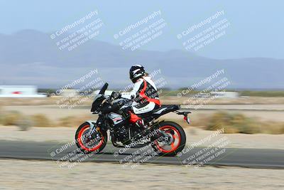 media/Apr-10-2022-SoCal Trackdays (Sun) [[f104b12566]]/Speed Shots Back Straight (930am)/